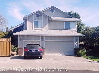 130 Nottingham Way, Windsor, CA 95492
