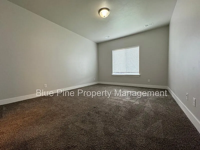 Building Photo - 2824 E Brooklyn St