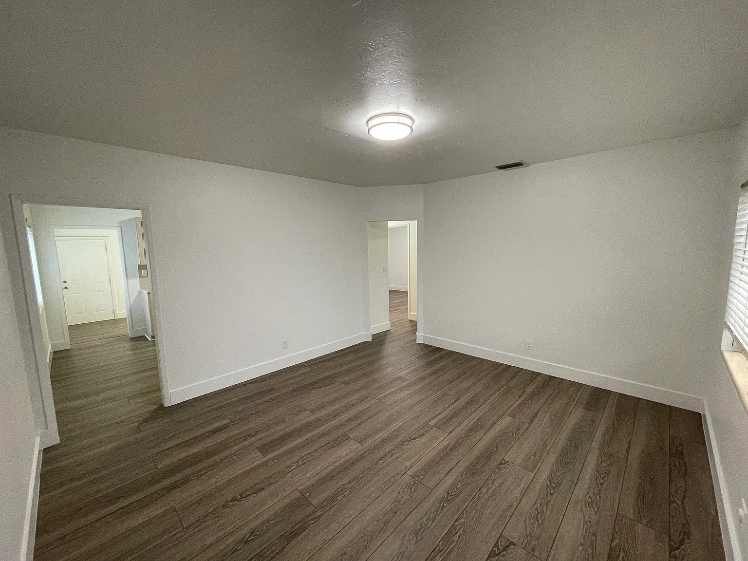 2 bed, 1210 sqft, $3,400 — Photo 2