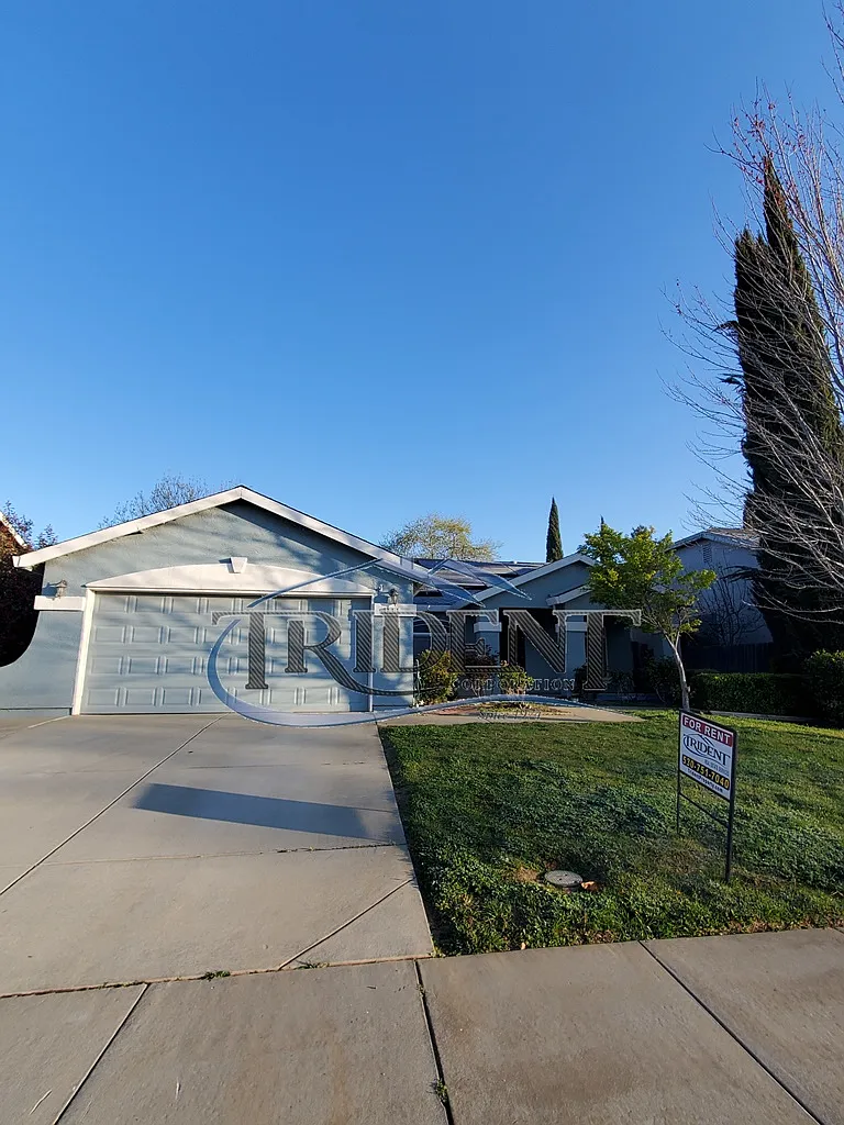 711 Rich Ct photo 1