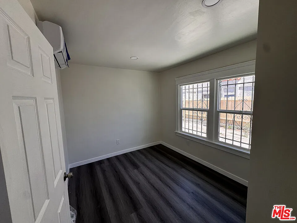 2 bed, 1.0 bath, 1684 sqft, $2,600 — Photo 4
