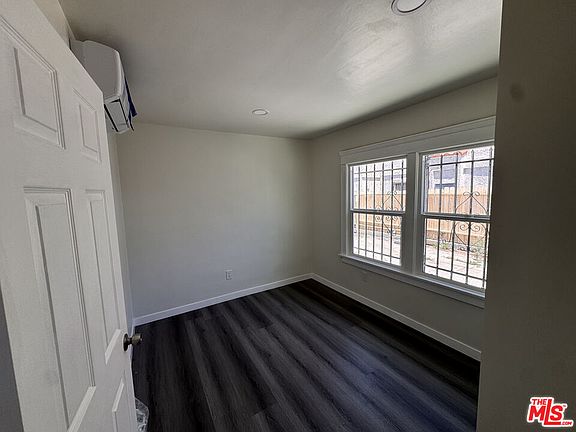 4th image of 1100 Saint Louis Ave