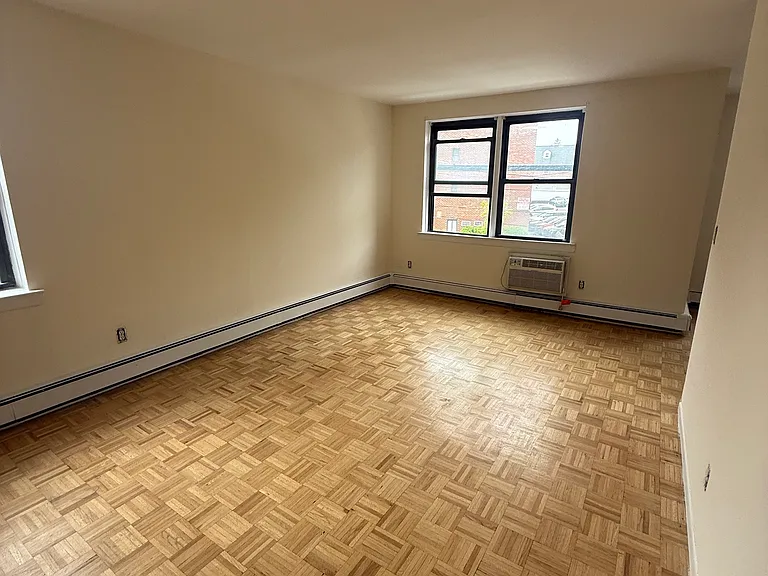 695 Yonkers Ave #1A — Photo 5