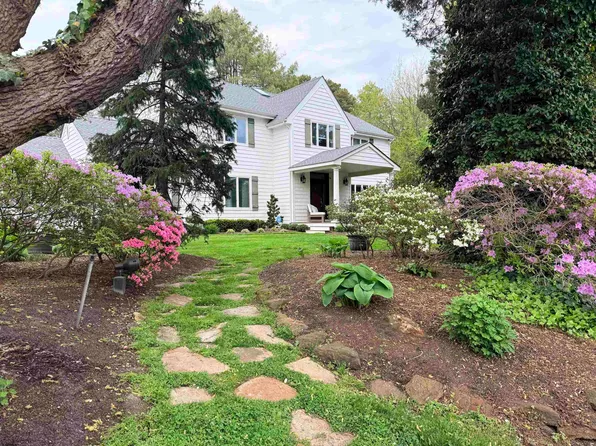 202 Arbor Ct E, Linwood, NJ 08221