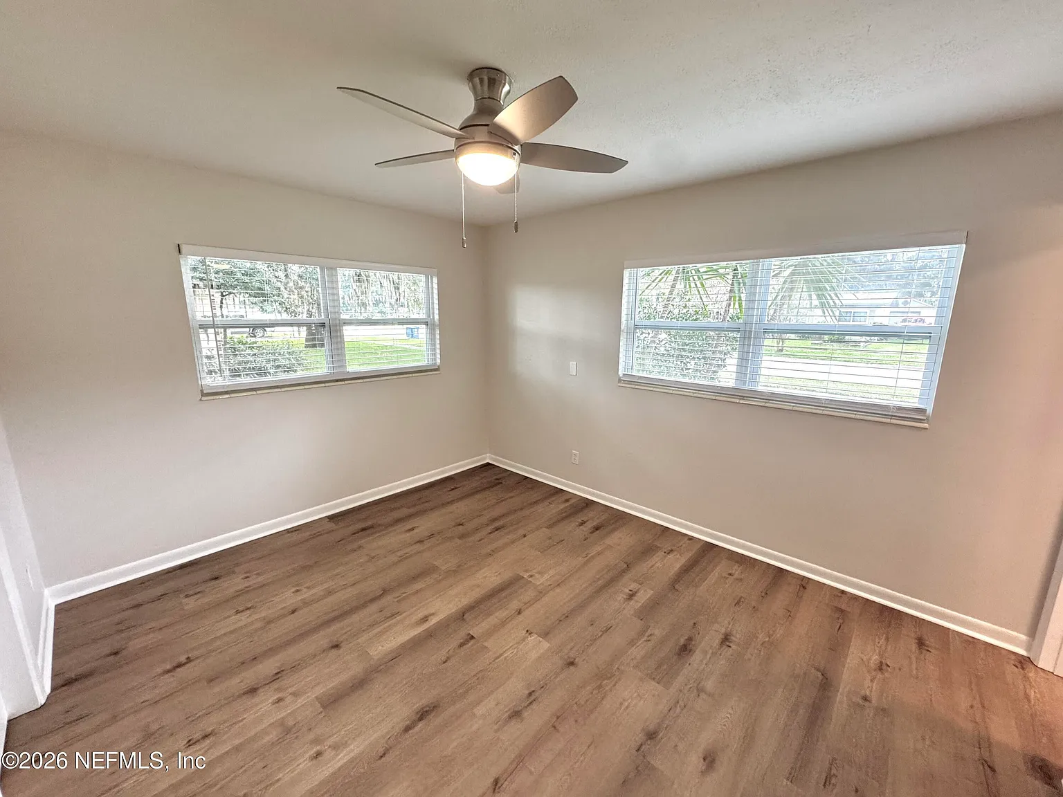 3 bed, 2.0 bath, 1242 sqft, $2,700 — Photo 3