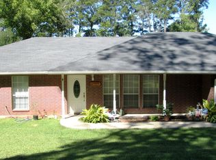 332 Hanna Rd, Leesville, LA 71446