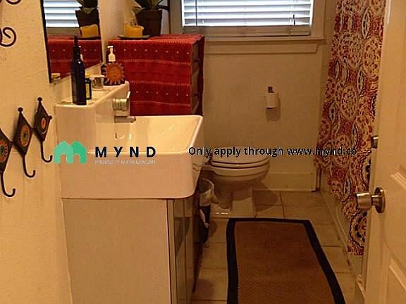 5th image of 5806 Burr Oak Dr #5806