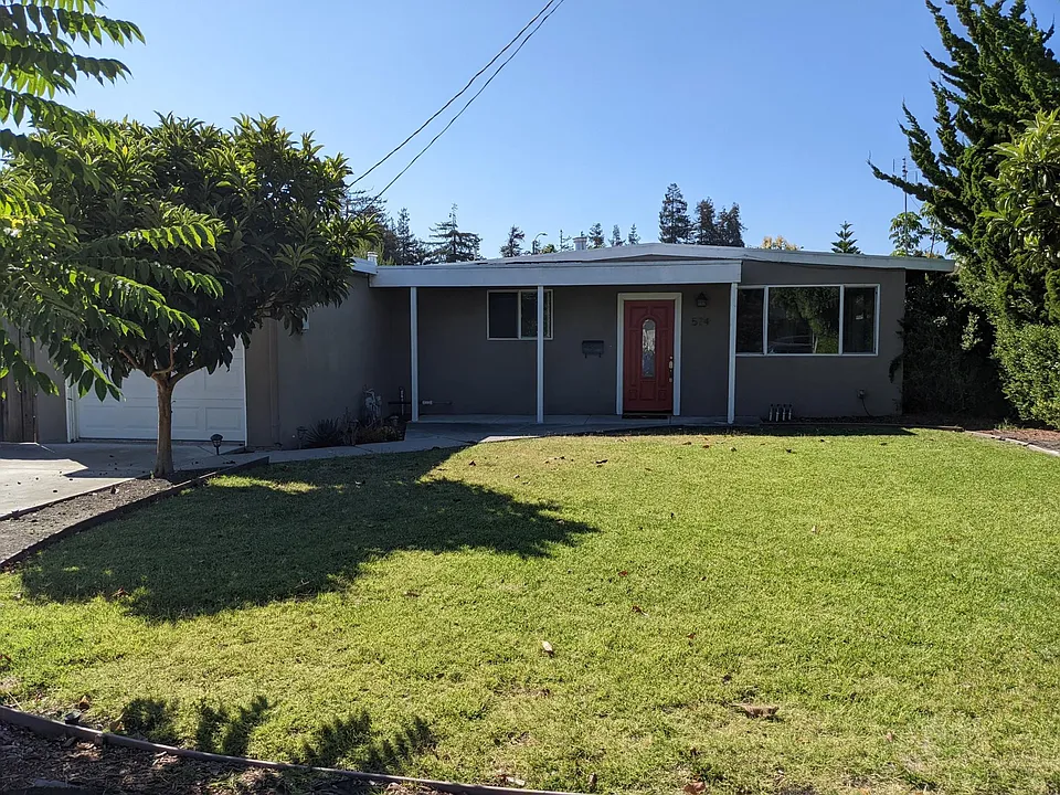 574 Fir Ave