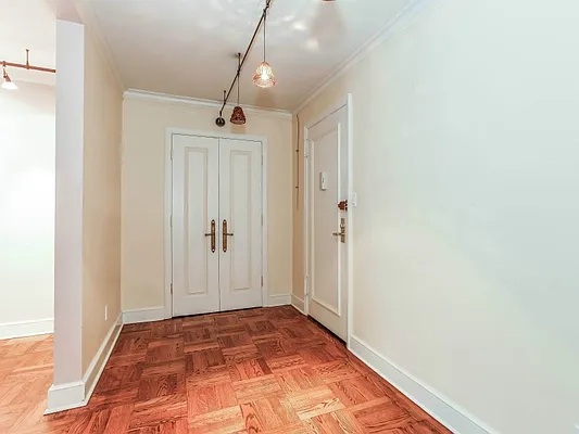 Sold by Sotheby's International Realty | media 1