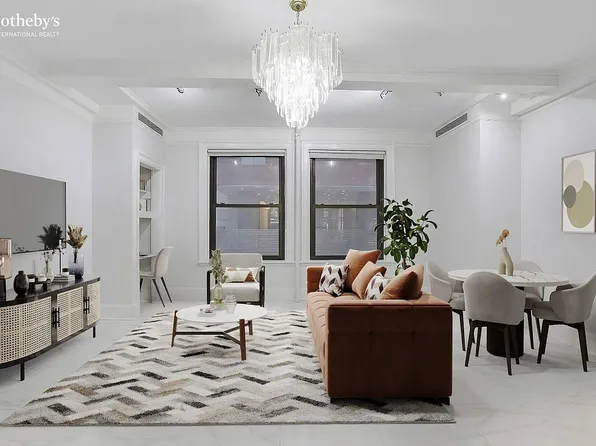 212 E 48th St APT 2B, New York, NY 10017