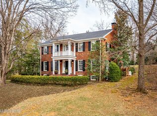 154 Totem Rd, Indian Hills, KY 40207