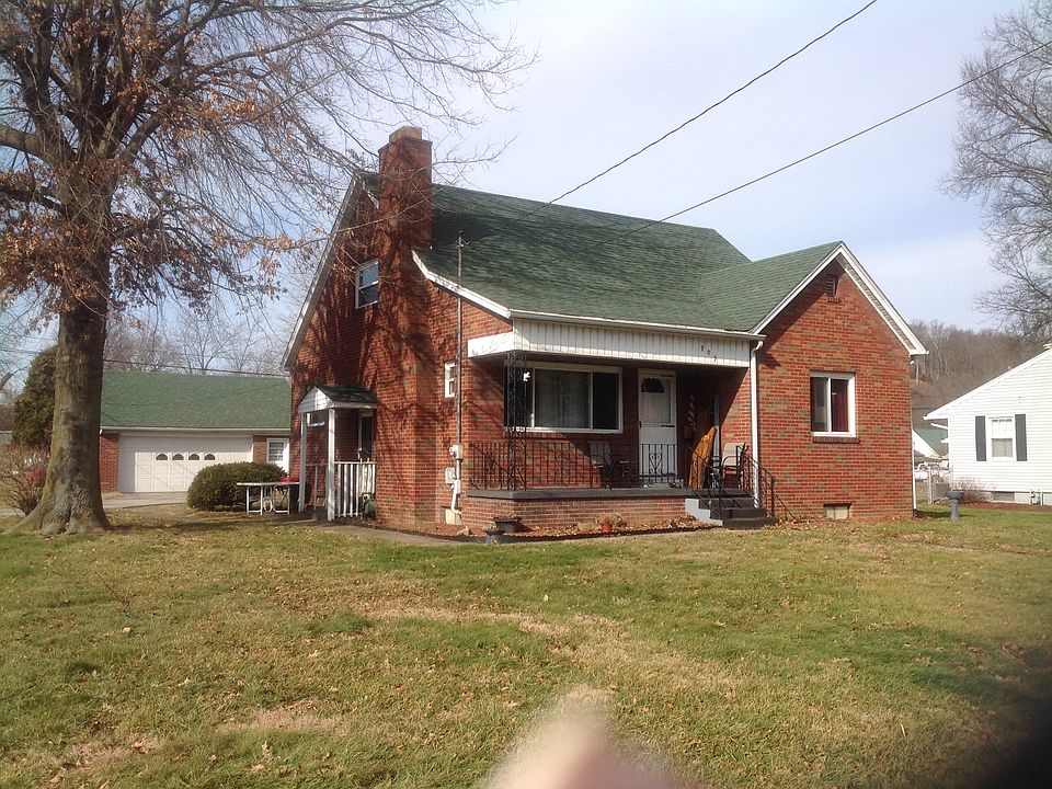 Cute brick house in town