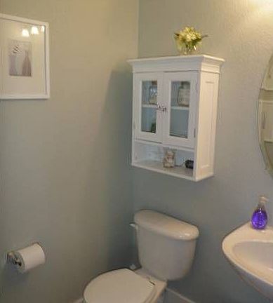 Powder room