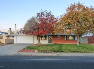 3701 N Dustin Ave, Farmington, NM 87401