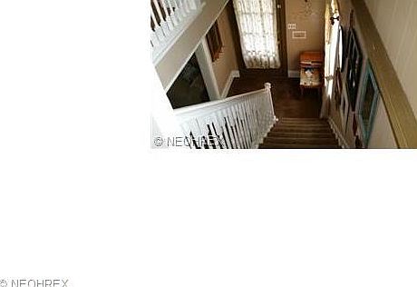 3rd image of 1588 Glenmount Ave