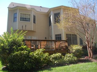 4709 Regal Oaks Rd, Glen Allen, VA 23059