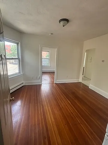 27 Salem St #2L — Photo 3