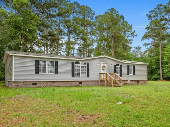 123 Quail Run Rd., Loris, SC 29569