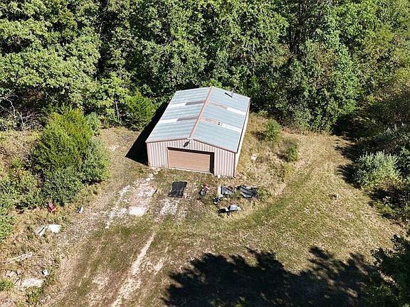 2nd image of 11057 Highway 24 #B