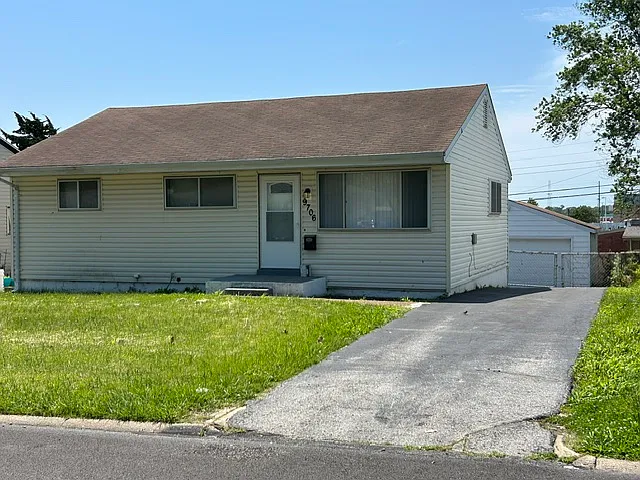 Building Photo - 9706 Ridge Ave