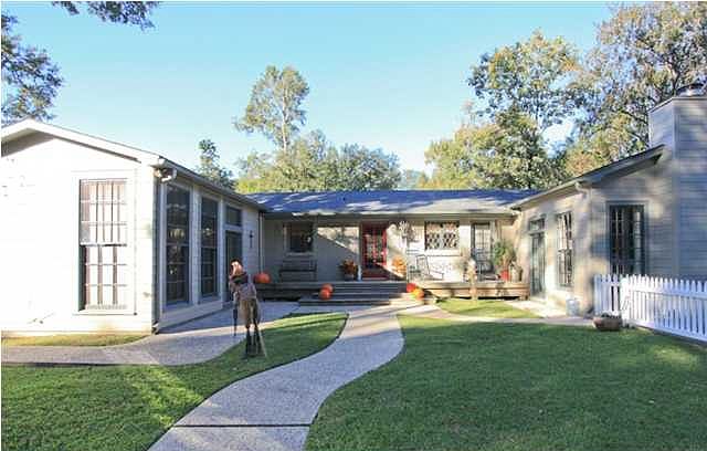 1st image of 147 Shady Oaks Dr