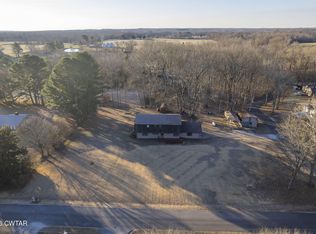 250 Collins Rd, Dresden, TN 38225