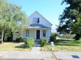 2323 E 14th St, The Dalles, OR 97058