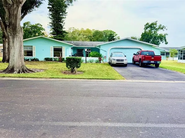 12013 Boynton Ln, New Port Richey, FL 34654