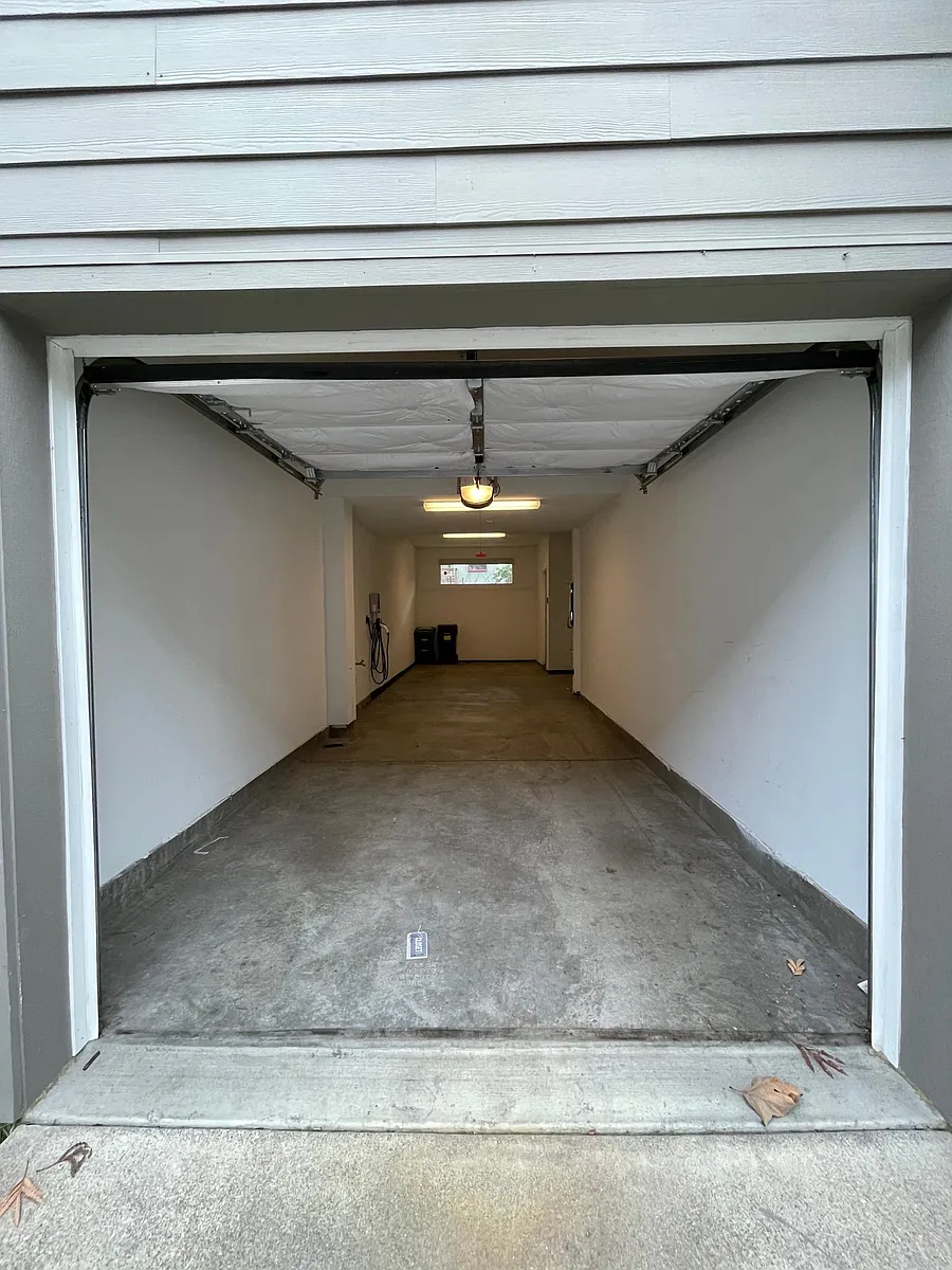 Building Photo - 1530 Prescott St