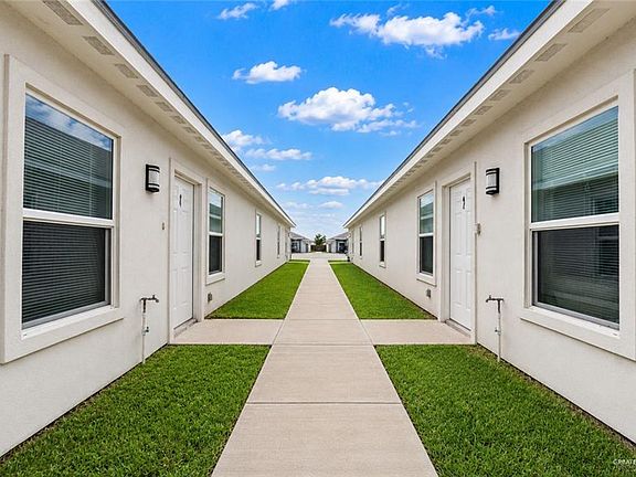 5th image of 1317 S Xanthia St