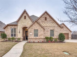 902 Means Farm Rd, Garland, TX 75044