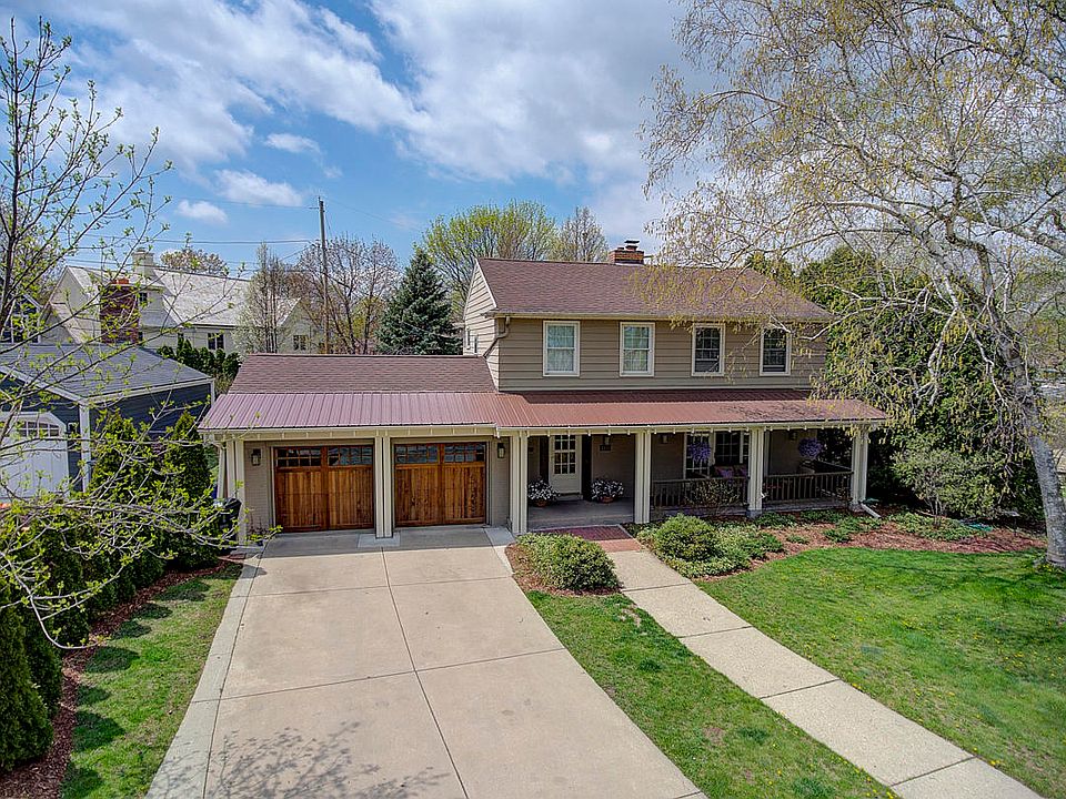 1st image of 4485 N Lake Dr