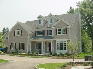 4 Cottonwood Chase, Norwalk, CT 06851