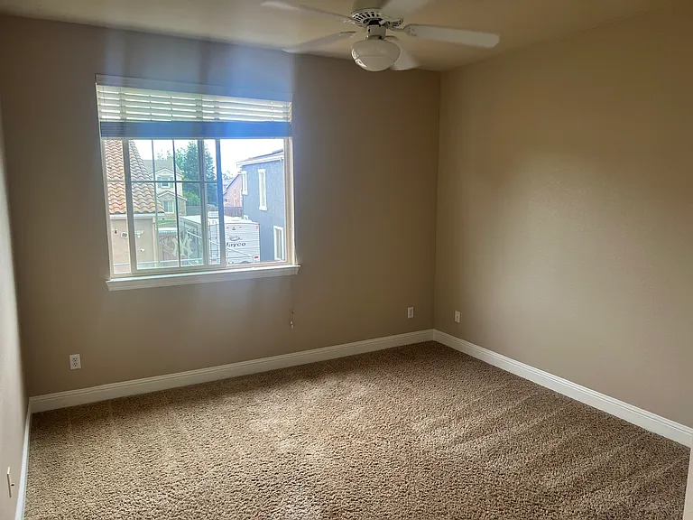 2205 Maloney Dr — Photo 16