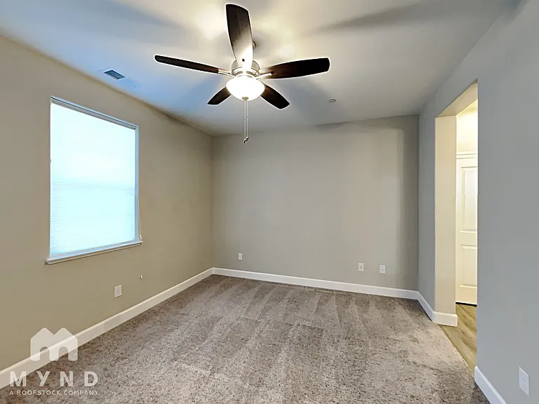 1805 Dark Horse Rd #A — Photo 11