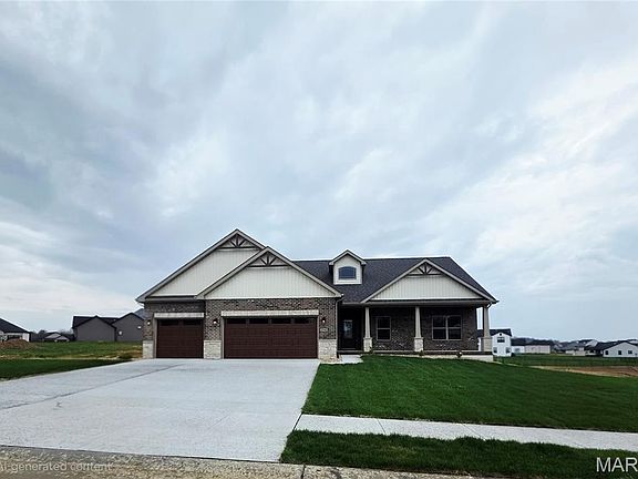3rd image of 3740 Golfview Cir