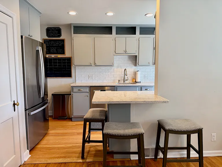 472 Olympic Ave — Photo 7