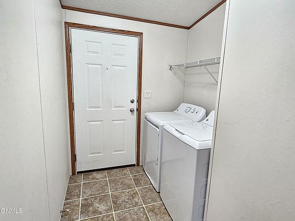 5th image of 1016 Linda Ln