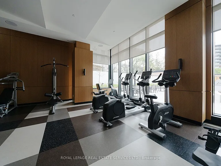 60 Central Park Dr #1207 — Photo 25