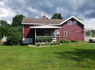 10675 Coombs Rd, Holland Patent, NY 13354