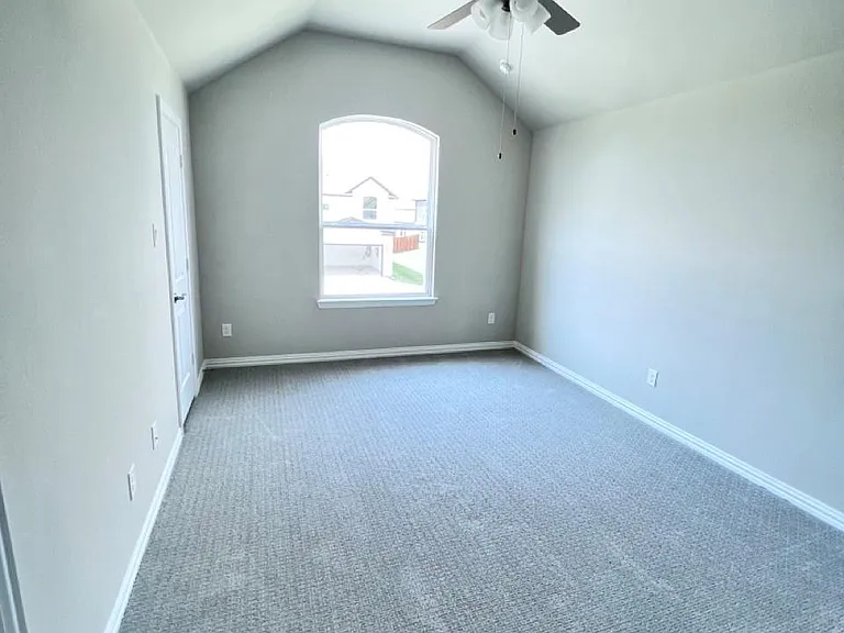 1800 Wade Ct — Photo 28