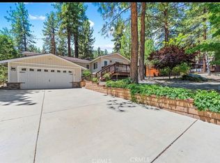 1713 Twin Lakes Rd, Wrightwood, CA 92397