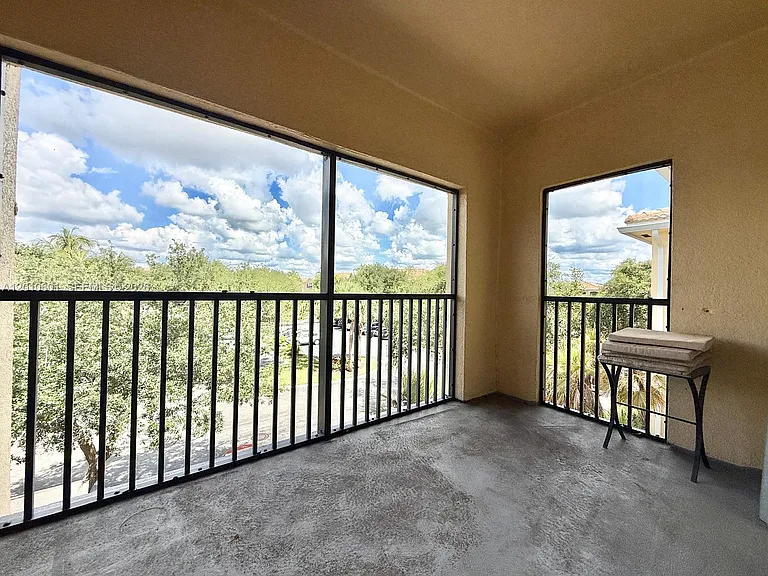 2726 Anzio Ct #306 — Photo 17