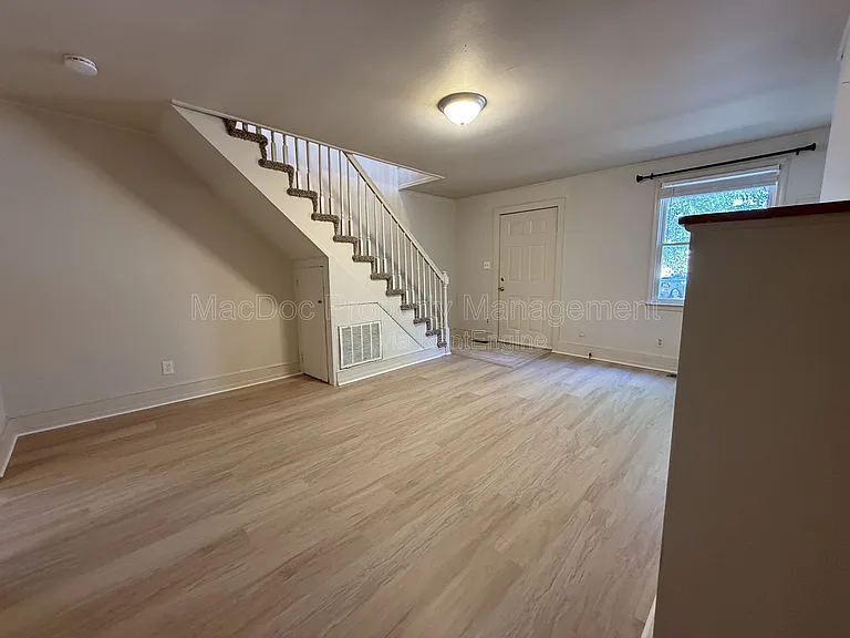 1414 Princess Anne St — Photo 6
