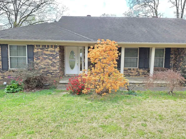 1512 War Eagle Dr, N Little Rock, AR 72116