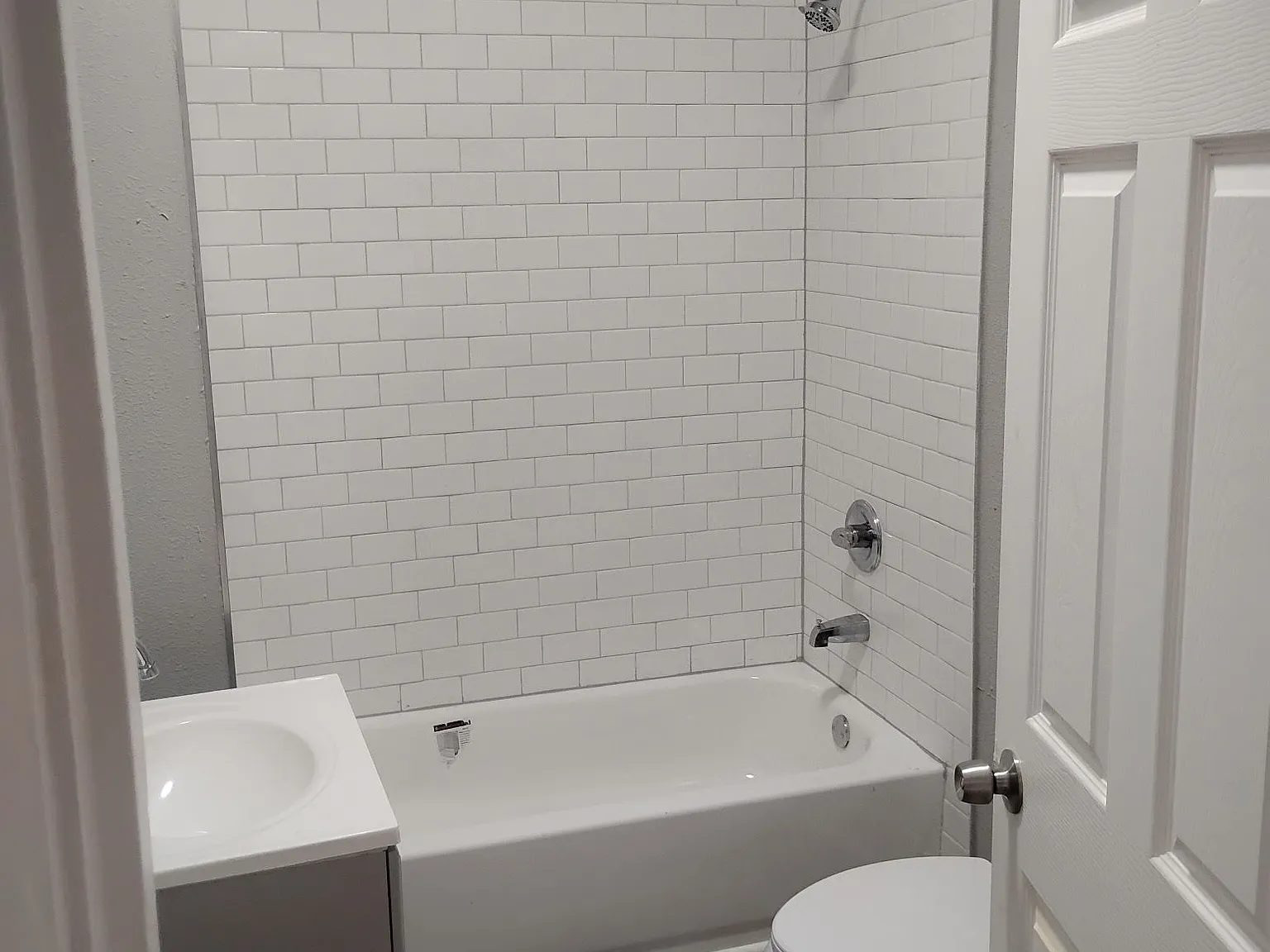 1105 Azalia Street - 1 — Photo 2
