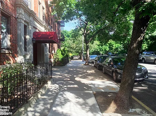 Sold by Brown Harris Stevens | media 20