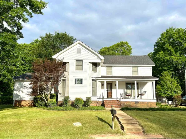 239 S Oak St, Adamsville, TN 38310