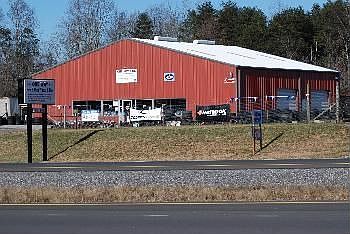 2nd image of 5922 Highway 411