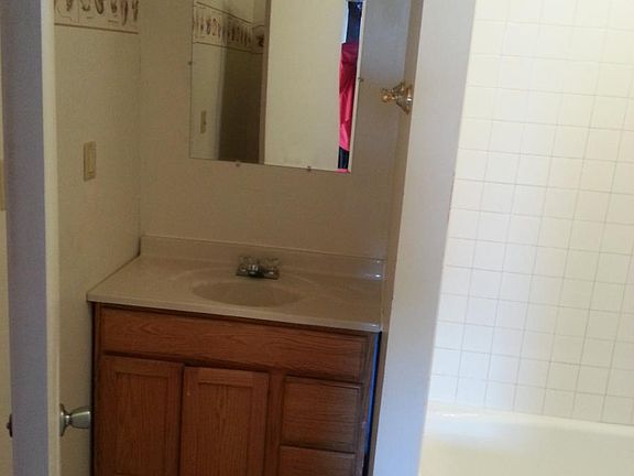 4th image of 708 W Nebraska Ave #House